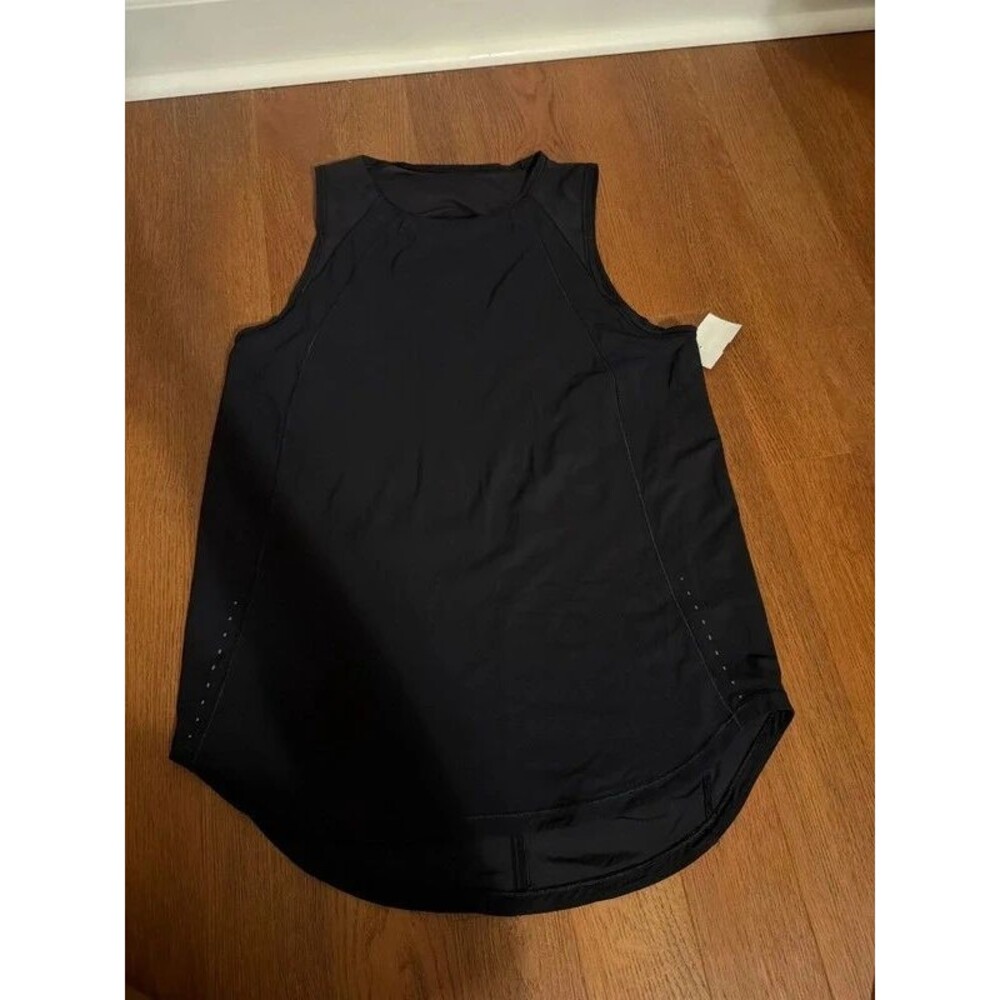 Ladies Lululemon active top